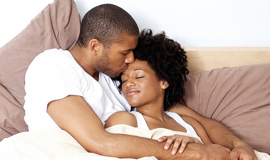 7 Amazing Benefits Of Cuddling - Bon Vita